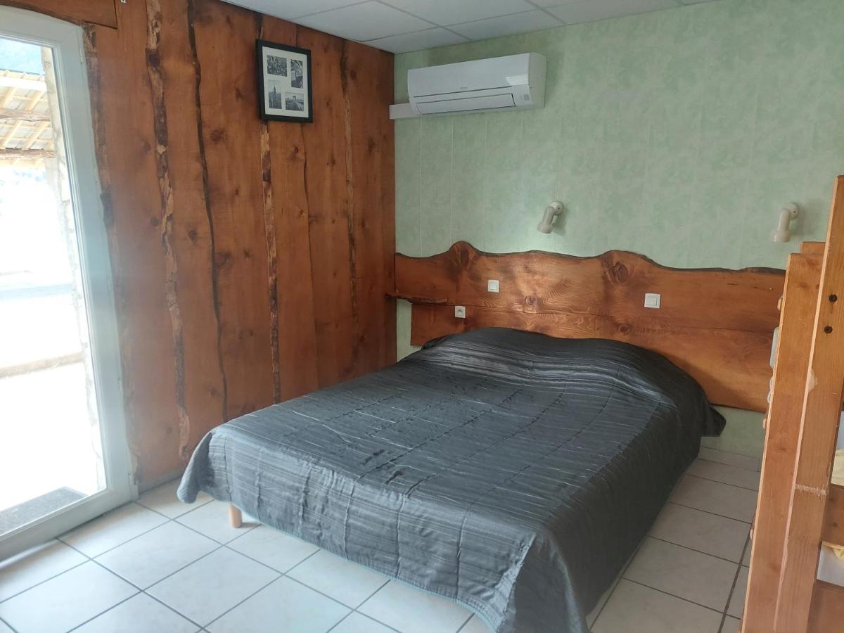 Hotel Restaurant Lancheton Saint-Julien-Mont-Denis Bagian luar foto