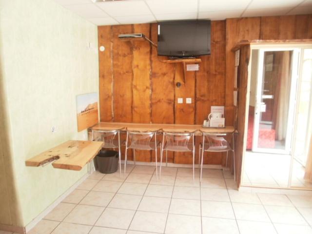 Hotel Restaurant Lancheton Saint-Julien-Mont-Denis Bagian luar foto